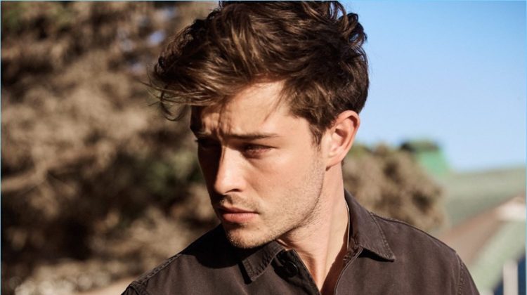 Fall in Style: Francisco Lachowski & Jonathan Bellini Sport Replay Arrivals