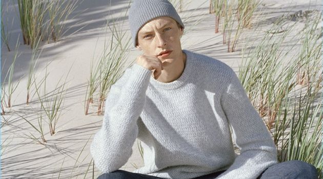 Roberto Sipos Heads Outdoors, Sports Reserved Fall '18 Collection A smart vision, Roberto Sipos wears a sweater and slim-fit jeans.