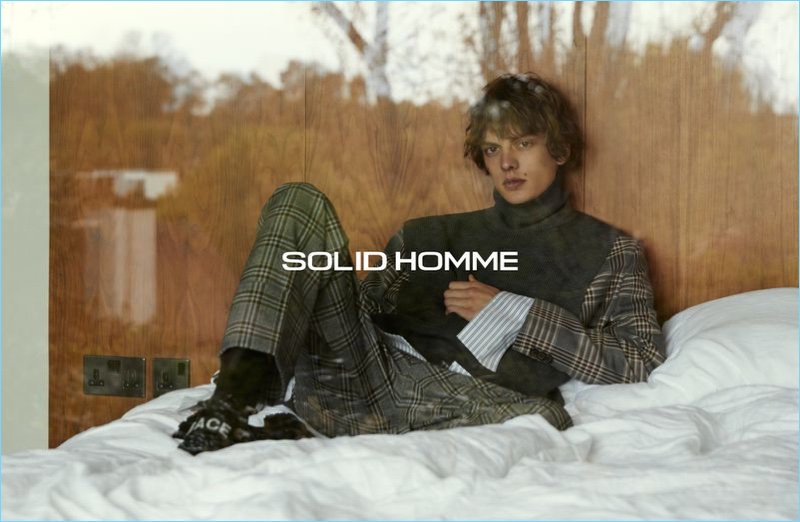Solid Homme taps model Leon Dame as the star of its fall-winter 2018 campaign.