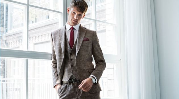 Danny Beauchamp is Dapper for Wormland Fall '18 Campaign Danny Beauchamp is Dapper for Wormland Fall '18 Campaign