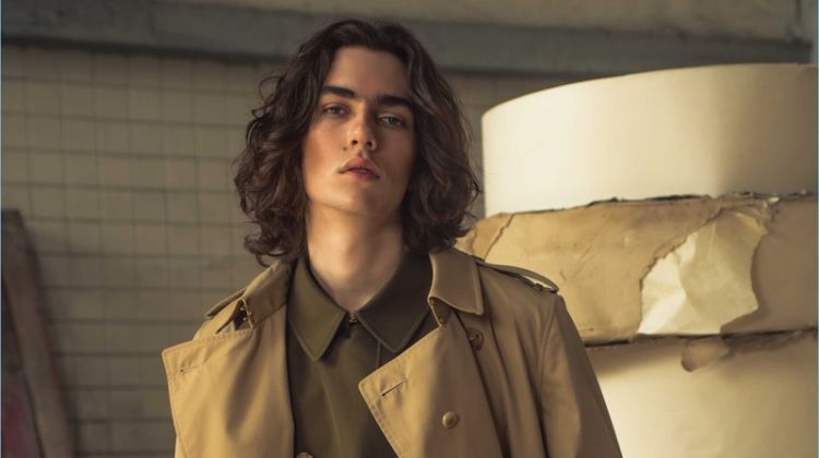German Cuevas Dons Sleek Fashions for Robb Report México