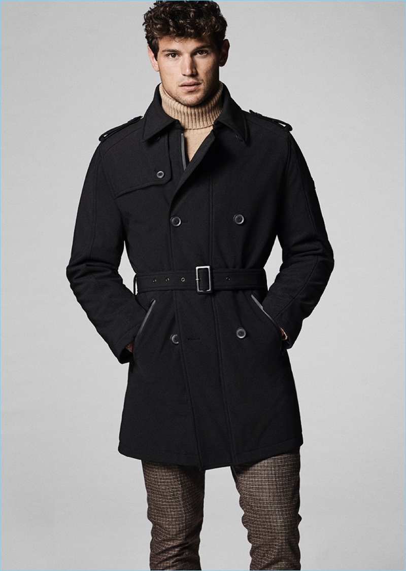 Sporting a trench, Giacomo Cavalli appears in Liu Jo Uomo's fall-winter 2018 campaign. » Giacomo Cavalli is Mr. Right for Liu Jo Uomo Fall '18 Campaign Sporting a trench, Giacomo Cavalli appears in Liu Jo Uomo's fall-winter 2018 campaign.