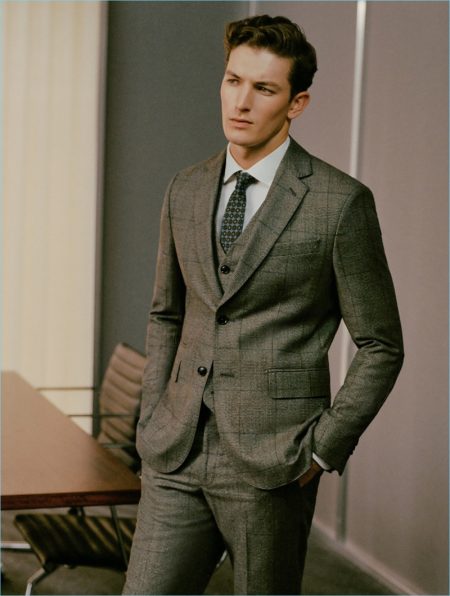 Mango Man 2018 Suit Guide 020