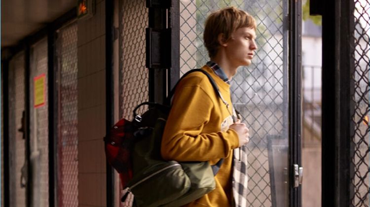 Jonas Glöer Enrolls at Lycée Henri IV for Sandro Fall ’18 Campaign