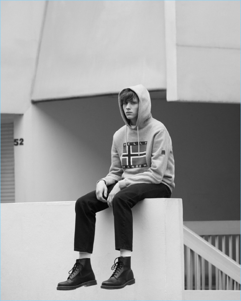 Model Noah Bunink goes casual in a look from Sandro's Helly Hansen collaboration.