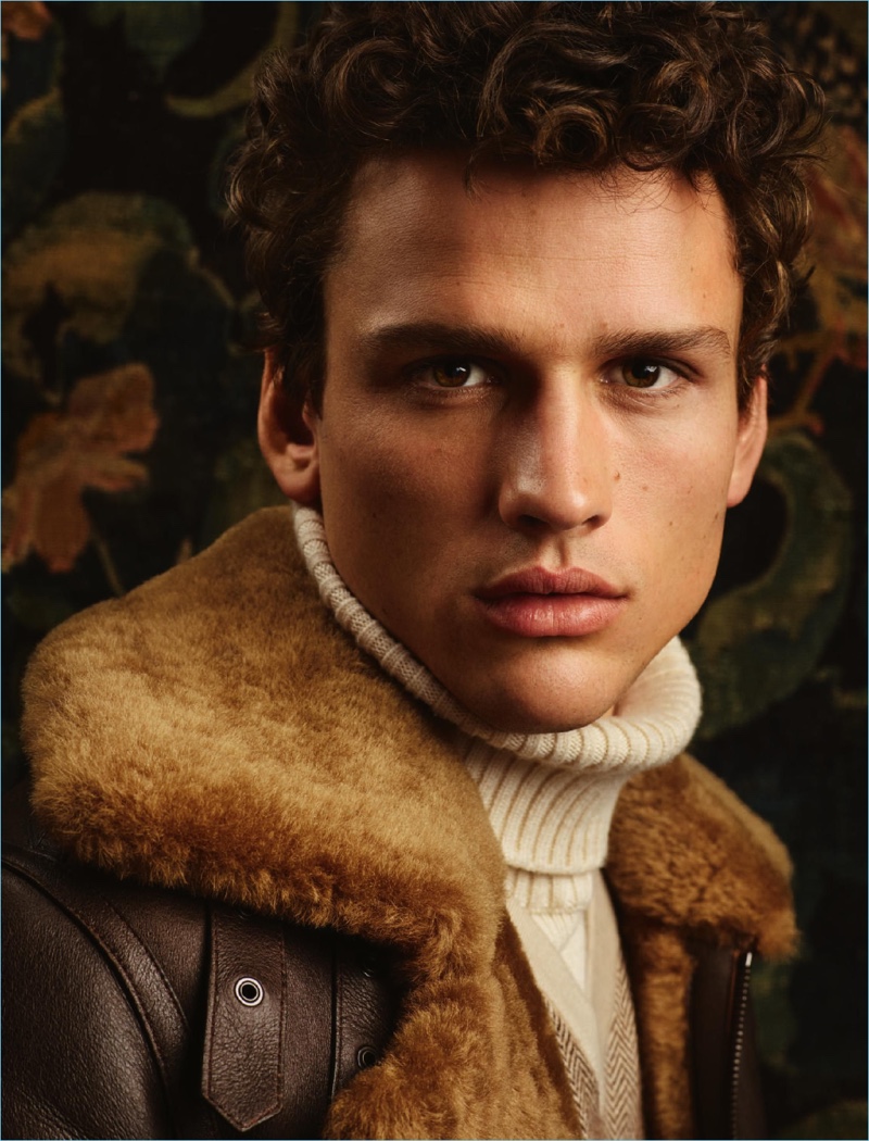 Simon Nessman sports a luxurious fall-winter 2018 look from Brioni.