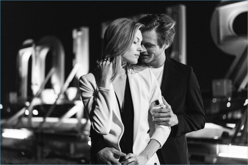 Caroline Lossberg and Jules Raynal come together as the faces of s.Oliver Black Label.