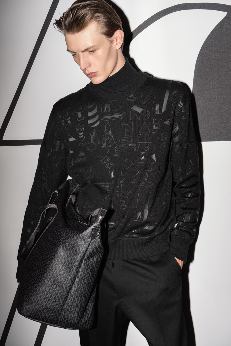 Reuniting with BOSS, Finnlay Davis shows off a bag and top from the brand's Jeremyville collaboration. » BOSS Collaborates with Jeremyville for Holiday '18 Collection Reuniting with BOSS, Finnlay Davis shows off a bag and top from the brand's Jeremyville collaboration.