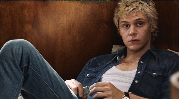 Evan Peters Covers Icon, Talks 'American Horror Story' Doubling down on denim, Evan Peters wears a Levi's western denim shirt. Peters also rocks a Calvin Klein tank, G-Star Raw jeans, and Converse shoes.
