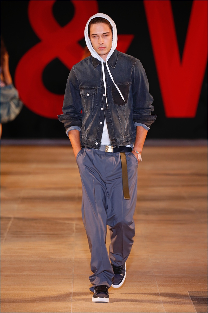 Francisco Lachowski embraces a baggy silhouette in a look from Zadig & Voltaire's spring-summer 2019 men's collection.