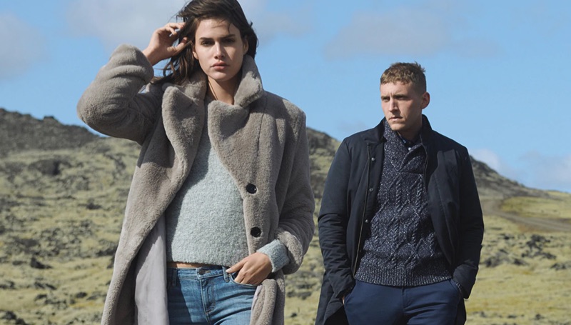 Vanessa Moody and Nathan Mitchell star in Banana Republic's holiday 2018 campaign.