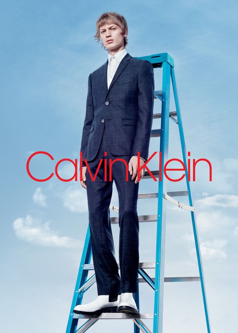 Jonas Glöer stars in Calvin Klein's fall-winter 2018 men's campaign.