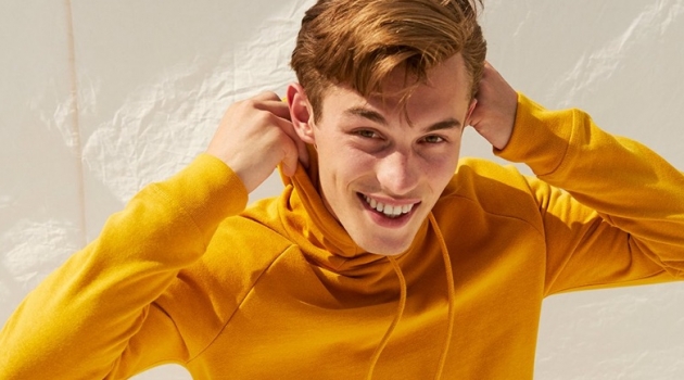 Kit Butler & Geron McKinley Brush Up on Express Fall Style Kit Butler rocks a yellow fleece funnel neck hoodie from Express.