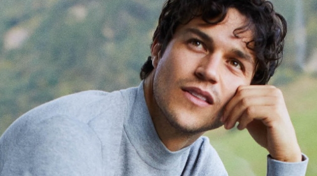 H&M Unveils Sleek Knitwear Guide H&M Unveils Sleek Knitwear Guide