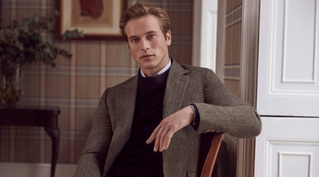 Jules Raynal Goes Sartorial for Huntsman Fall '18 Campaign Jules Raynal stars in Huntsman's fall-winter 2018 campaign.