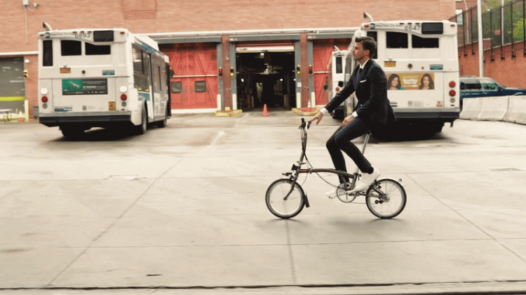 Massimo Dutti Traveler: Johannes Huebl Takes Manhattan in Style