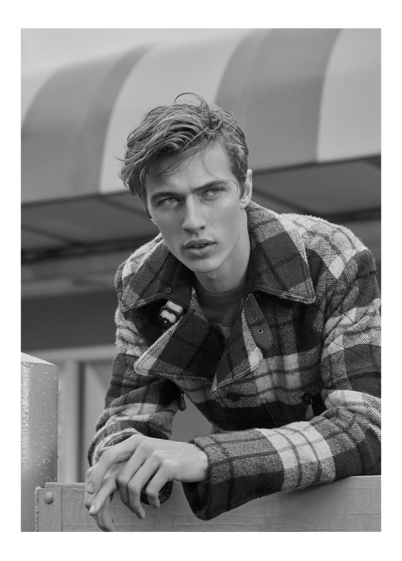 Lucky Blue Smith 2018 Vogue Man Arabia 004