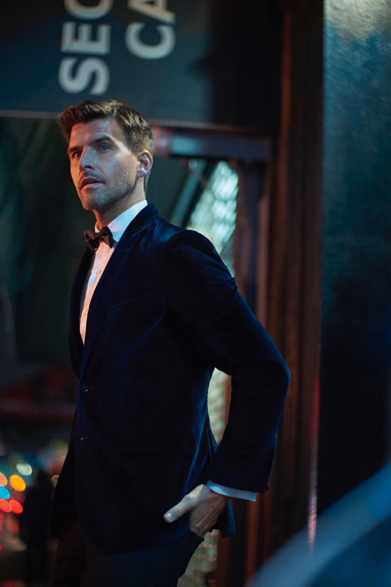 Johannes Huebl dons a velvet evening jacket from Massimo Dutti.