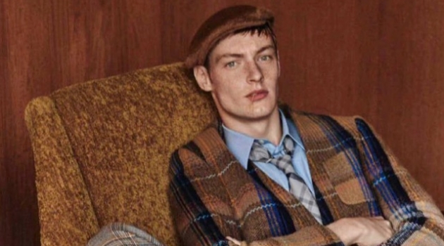 Roberto Sipos Rocks Tartan for GQ España Roberto Sipos Rocks Tartan for GQ España