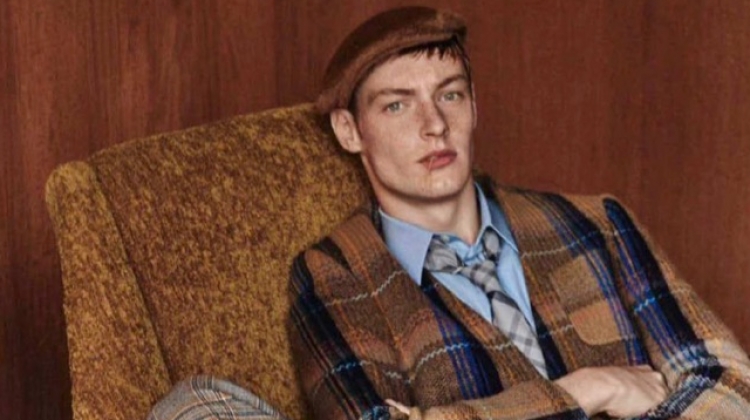 Roberto Sipos Rocks Tartan for GQ España