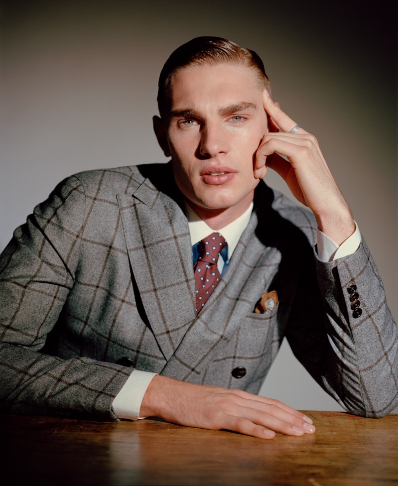 Tommy Marr sports a Luigi Bianchi Mantova suit with a shirt and tie by Corneliani.