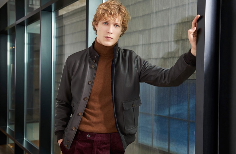 Model Sven de Vries stars in Valstar's fall-winter 2018 campaign.