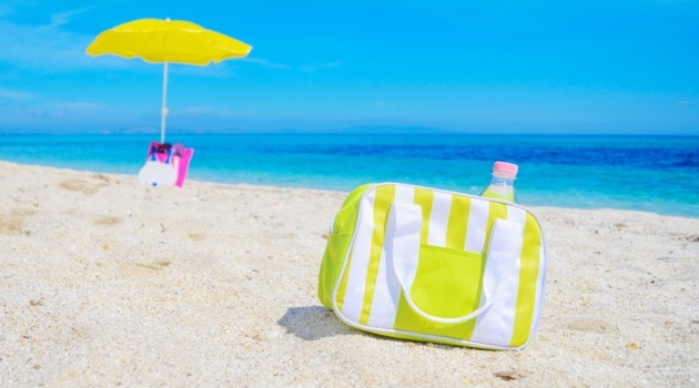 Promotional Cooler Bags Are Lightweight, Durable, & Convenient Soft Cooler Beach Photo