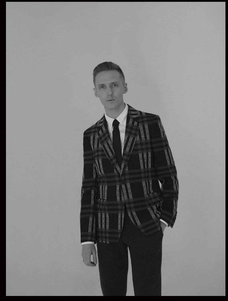 Suiting up, James Hatcher appears in a L'Officiel Hommes Thailand photo shoot.