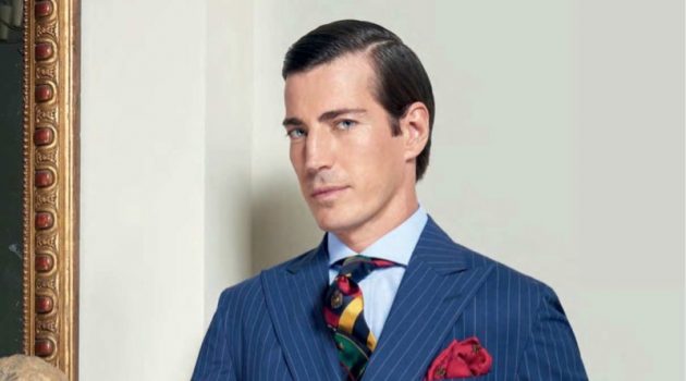 Oriol Elcacho Suits Up in Ralph Lauren for The Rake Oriol Elcacho Suits Up in Ralph Lauren for The Rake