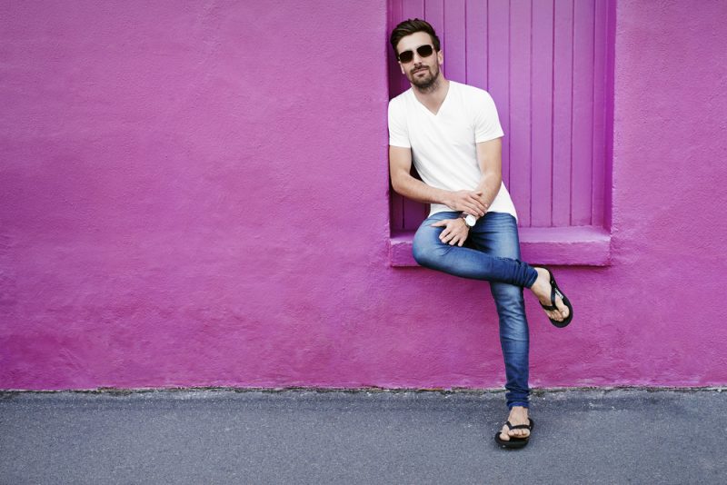 How to Wear Your Flip-Flops – The Fashionisto