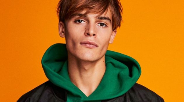 Parker van Noord & Linus Wordemann Don Holiday Gift Ideas from Todd Snyder Sporting a Woodstock hoodie, Parker van Noord also wears a Golden Bear + Todd Snyder checked coaches jacket.