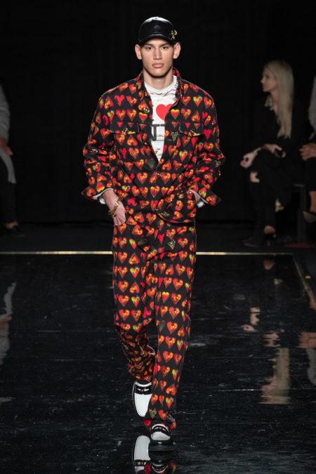 Versace Men Pre Fall 2019 010