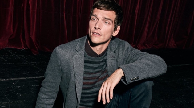 Alexandre Cunha, Luc van Geffen & Bo Develius Celebrate the Holidays with s.Oliver Alexandre Cunha stars in s.Oliver's holiday 2018 campaign.