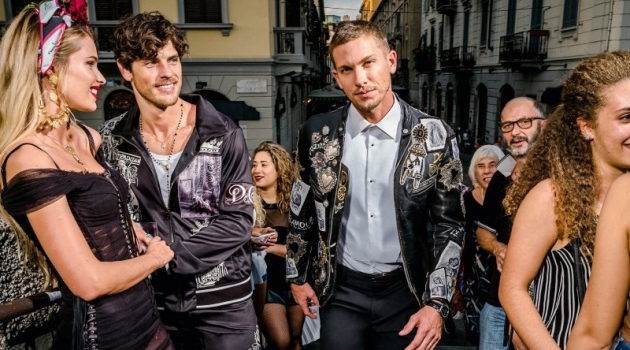 Dolce & Gabbana Taps 7 Artists to Shoot Spring '19 Campaign Evandro Soldati and Adam Senn star in Dolce & Gabbana's spring-summer 2019 campaign.