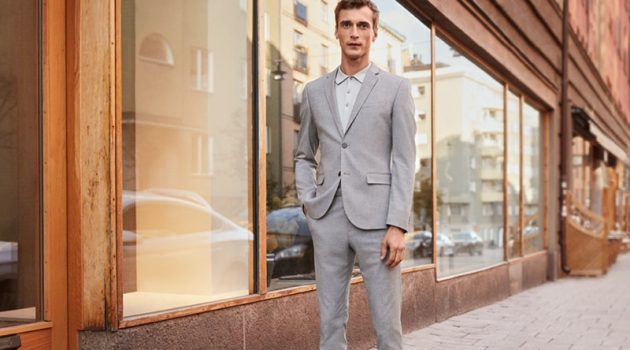 Clément Chabernaud, Sacha M'Baye + More Don Spring '19 Suits for H&M Clément Chabernaud sports a light grey skinny fit suit by H&M.