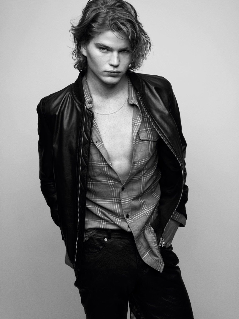 A cool vision, Jordan Barrett sports Zadig & Voltaire fashions.