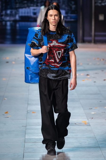 Virgil Abloh's Fall 2019 Collection for Louis Vuitton Men's Was a Colorful  Tribute to Michael Jackson - Fashionista