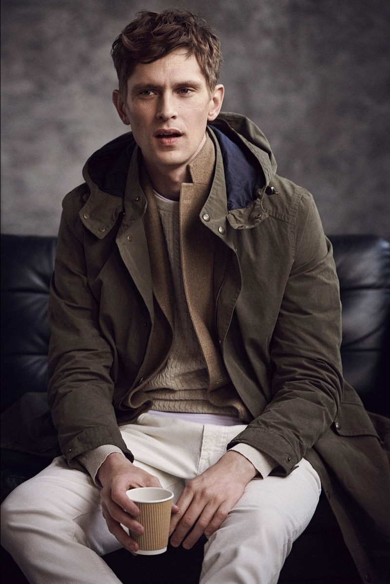 Layering in classic styles, Mathias Lauridsen connects with Massimo Dutti.