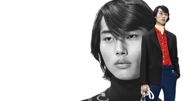 Prada Goes Back to Basics for 365 Spring '19 Campaign Tae Min Park stars in Prada's 365 spring-summer 2019 campaign.