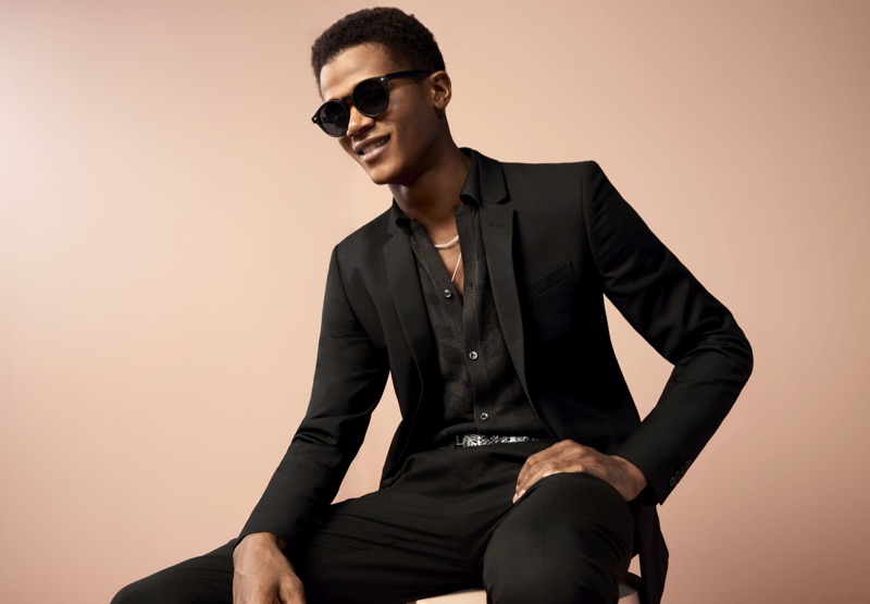 A sleek vision, O'Shea Robertson suits up for River Island's spring 2019 campaign. » #ThisIsFamily: River Island Releases Spring '19 Campaign A sleek vision, O'Shea Robertson suits up for River Island's spring 2019 campaign.