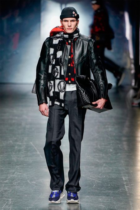 Versace Fall Winter 2019 Mens Collection 002