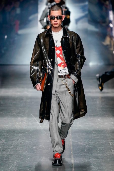 Versace Fall Winter 2019 Mens Collection 011