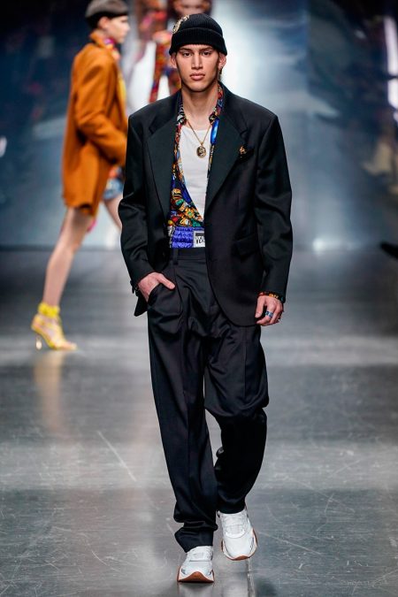 Versace Fall Winter 2019 Mens Collection 031