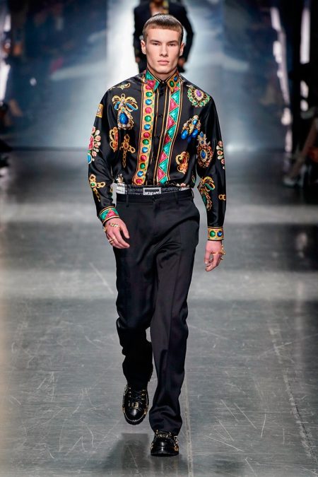 Versace Fall Winter 2019 Mens Collection 035