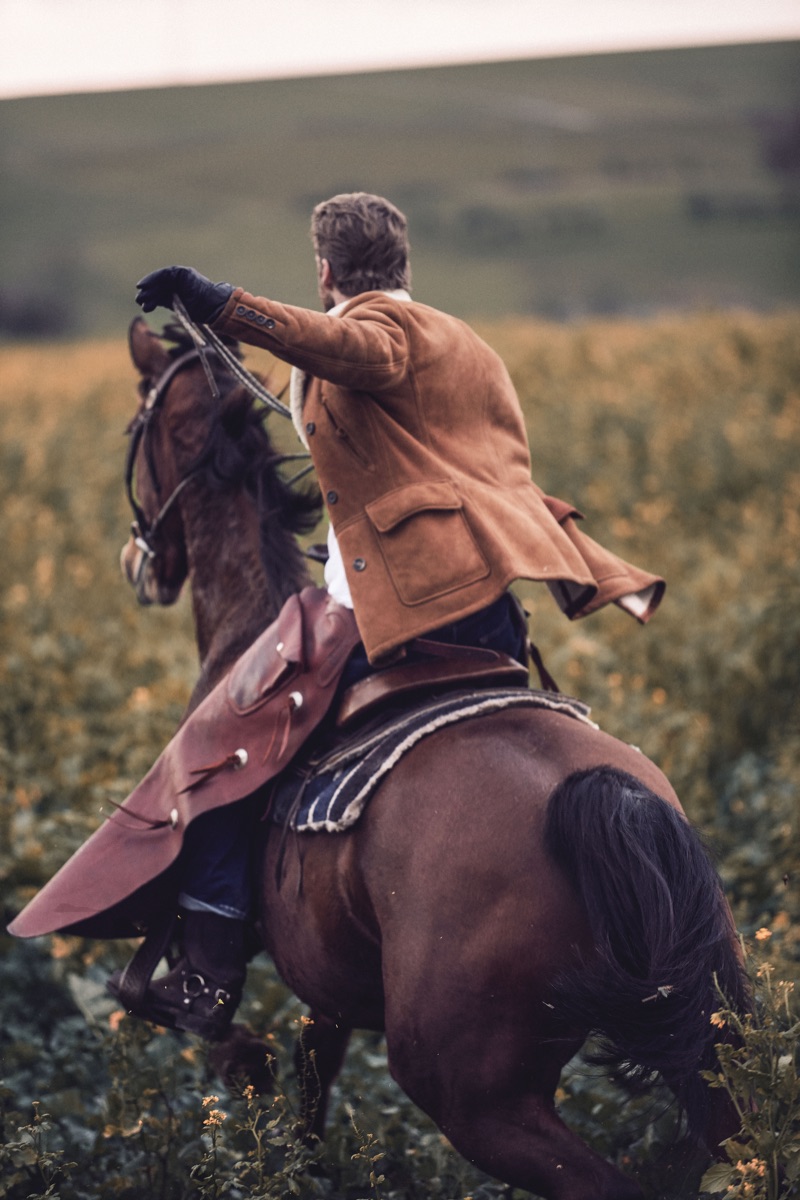 Yohan wears suede jacket Schott, jeans Edwin, chaps Harpo Paris, and boots Marlboro Classic. 