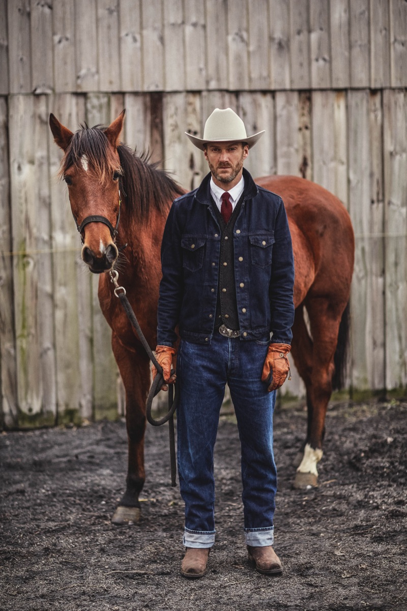 Yohan wears hat and gloves Stetson, shirt Ralph Lauren, vintage vest, jacket and jeans Wrangler, boots Marlboro Classic, belt Harpo Paris, and vintage tie.