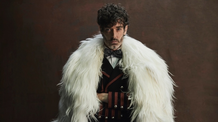 Richard Biedul is the ‘Perfect Dandy’ in Helen Anthony