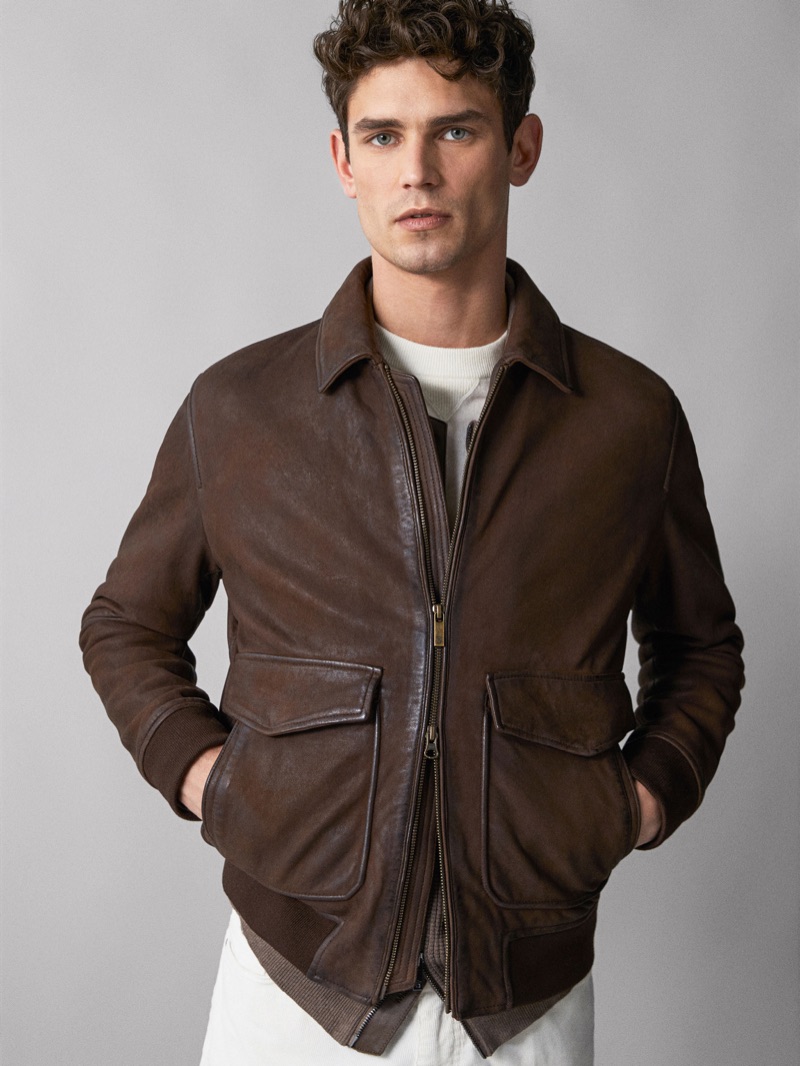 French model Arthur Gosse showcases a new look from Massimo Dutti.