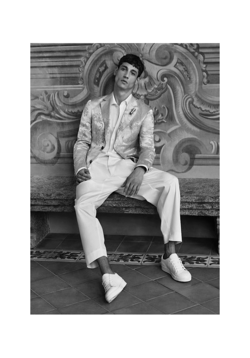 A chic vision, Nicolas Ripoll stars in Pal Zileri's spring-summer 2019 campaign.