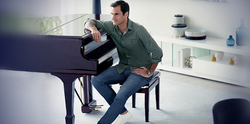 Connecting with UNIQLO, Roger Federer sports the brand's EZY jeans.